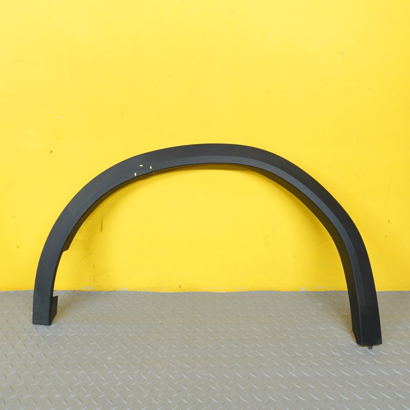 2024-2026 BMW X2 U10 FRONT LEFT SIDE FENDER ARCH FLARE TRIM OEM 51775A329E1