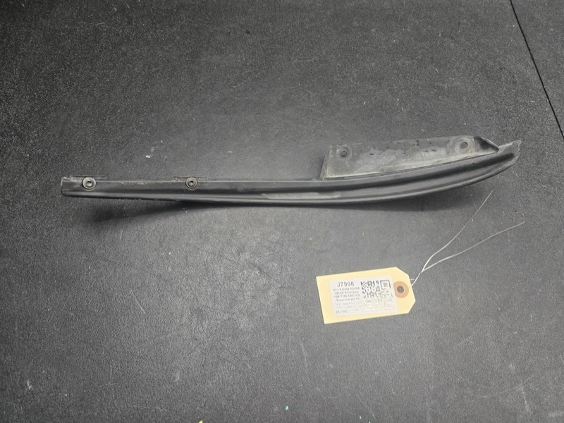 Rear Right Wheel Arch Air Deflector 2018 Range Rover Velar J8A2-291D00-AB 19-22