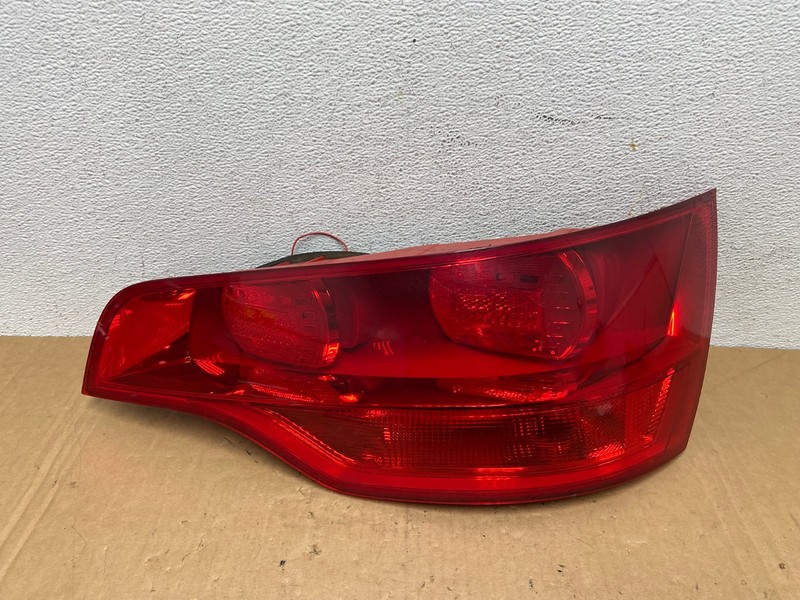 2007 2008 2009 Audi Q7 Right Passenger Rh Side Tail Light Oem AD2803 LK
