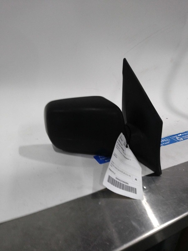 Used Right Door Mirror fits: 2005 Honda Pilot Power non-heated moulded black Rig