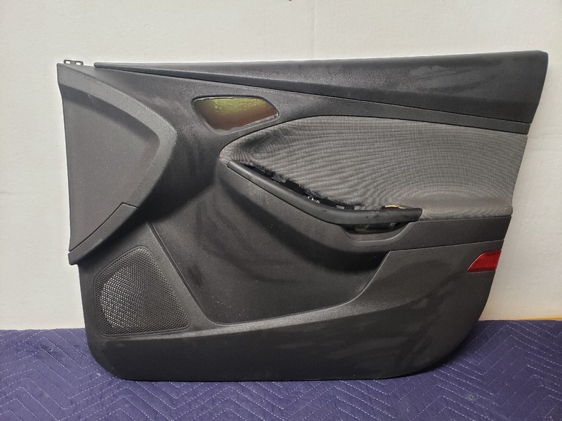 2012 2013 2014 Ford Focus OEM Front Right Passenger Side Door Panel Trim Cover