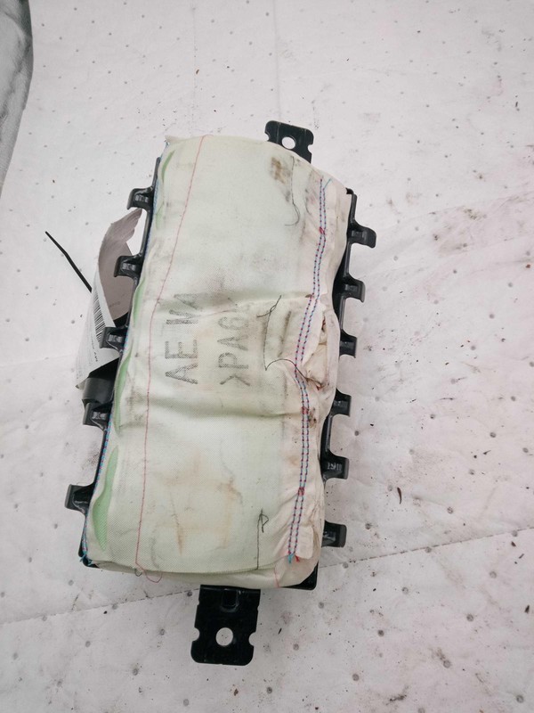 2019 Hyundai Ioniq Right Instrument Panel Air Bag - Rusty, 120K Miles, OEM