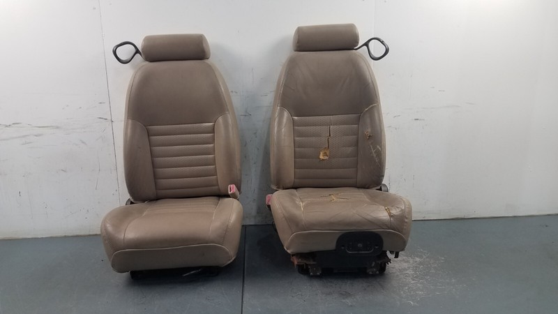 1999 Ford Mustang Cobra SVT Front Seat Set Power Driver -** #8750 A5