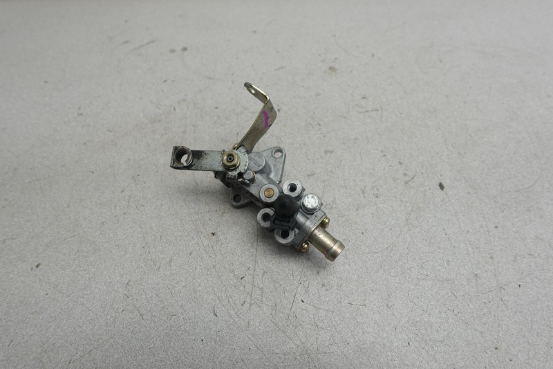 1999 Powder Special 700 Arctic Cat Snowmobile OEM Engine Oil Injection Pump