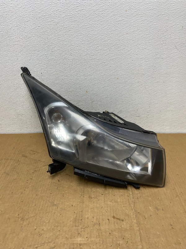 2011 to 2015 Chevrolet Cruze Halogen Right Passenger Rh Headlight TYC AD1241 DW