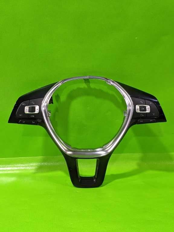15-18 JETTAAUTO MULTIFUNCTION CRUISE CONTROL WHEEL SWITCH BEZEL OEM 4524-9