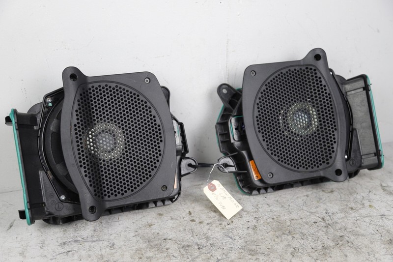 2016 - 2019 BMW 750I G12 HARMON LEFT & RIGHT FLOOR CENTRAL BASS WOOFER SPEAKER