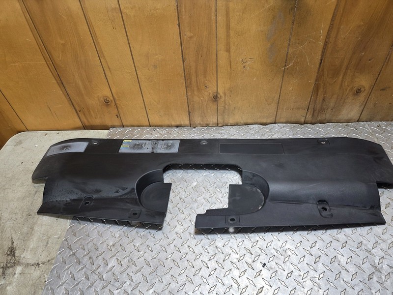 03-07 Chevrolet Silverado Radiator Support Cover Oem Tested