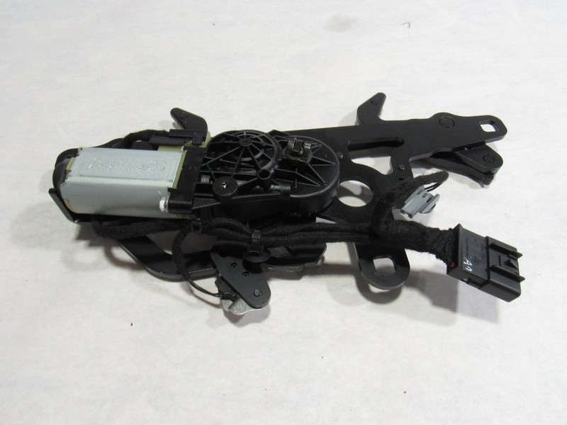 17-20 Mclaren 720S 720 2020 Front Convertible Roof Lift Latch Motor #3