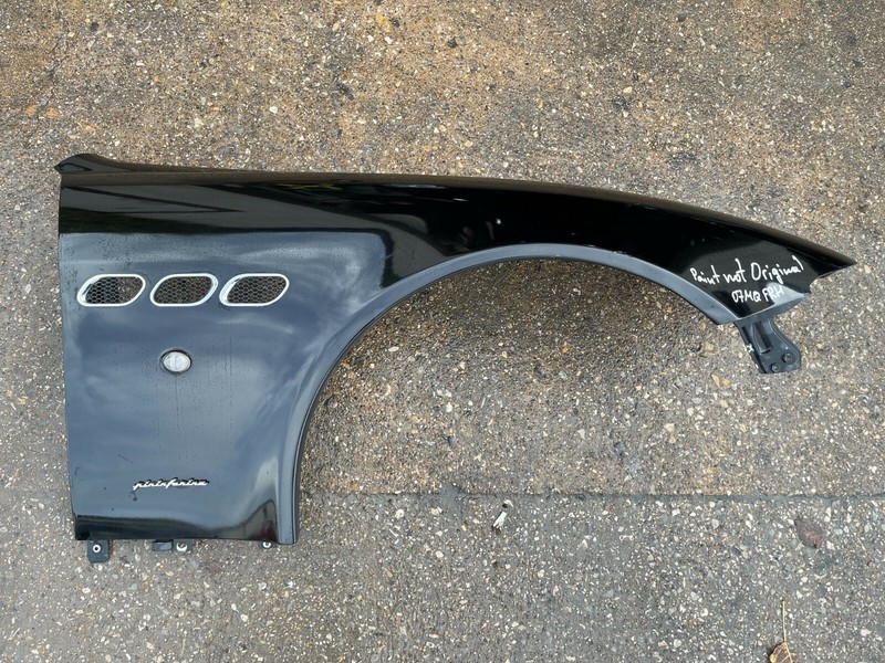2007 Maserati Quattroporte M139 FRONT RIGHT FENDER WING Black OEM