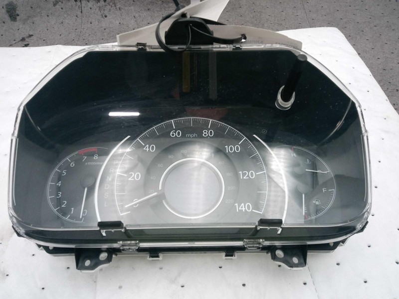2015 Honda CR-V Speedometer Gauge OEM Grey 144K Miles NJ25-28043-713560