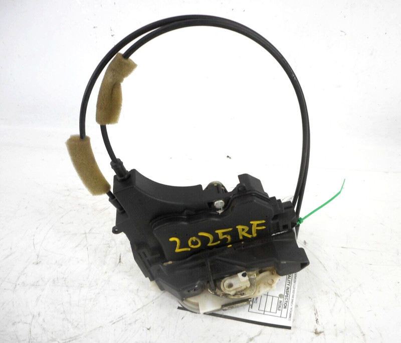 07-10 Mitsubishi Outlander Front Door Lock Actuator Passenger Right OEM