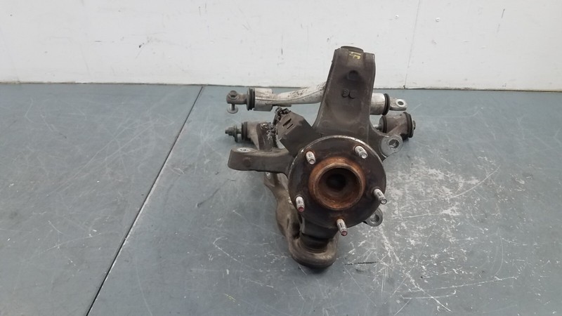 2011 Chevy Corvette Grand Sport Left Front Hub / Control Arms #1098 Q5