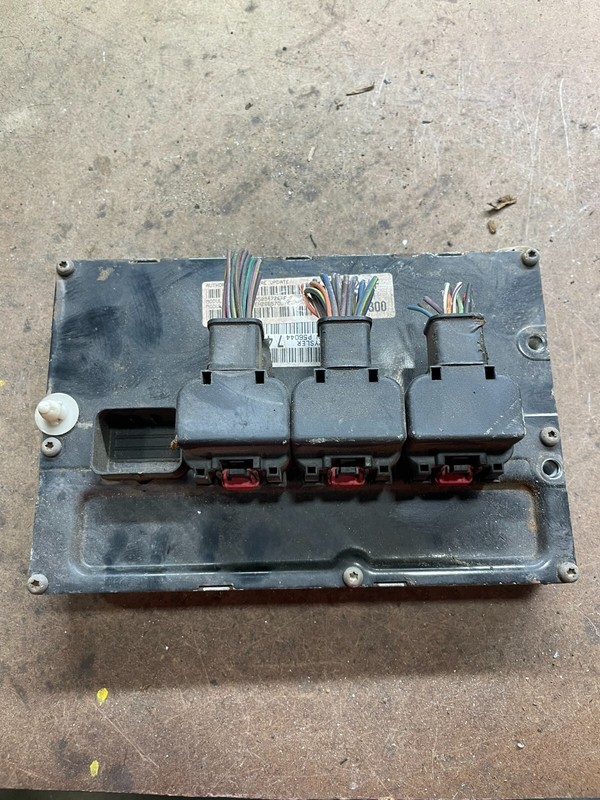 2006 Jeep Grand Cherokee 3.7L Engine Control Module P05094726AF L1371 DG