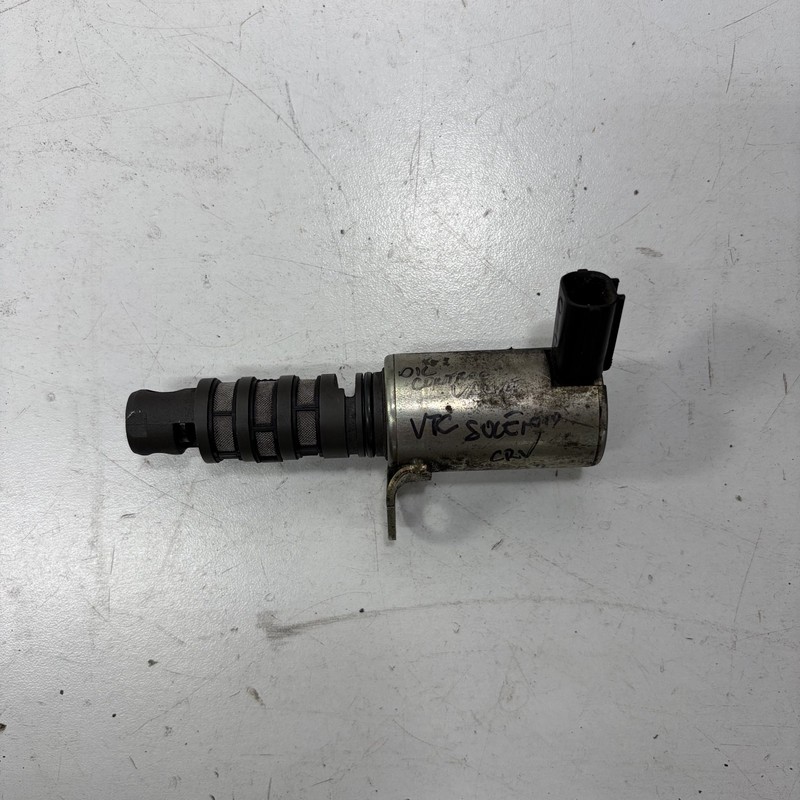 02-05 Honda Civic Si VTC Oil Control Valve Solenoid 15830-PNB-003 OEM