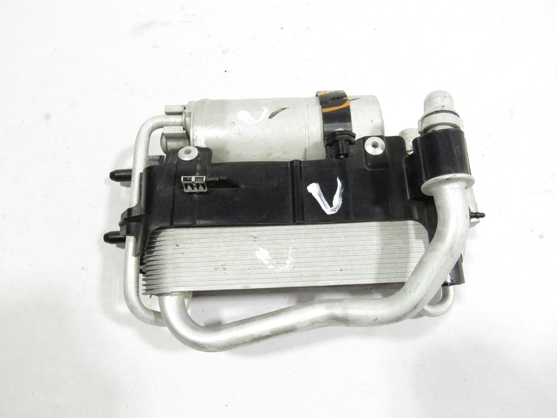 23-25 BMW M2 G87 2023 3.0L A/C AC Air Conditioning Condenser Dryer Valve |