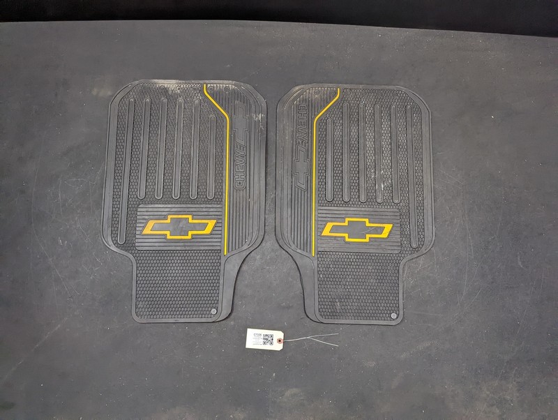2PC Front Right & Left Floor Rubber Carpet Mat 2017 Chevrolet Camaro 2016-2022