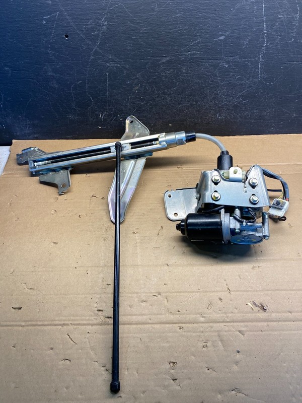 2007 to 2012 Mazda CX-9 CX9 Windshield Rear Wiper Motor AD9608 DG