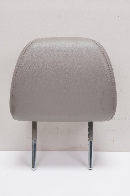 HONDA ODYSSEY Headrest Leather Rear 2nd Second Row OEM 2011 - 2013