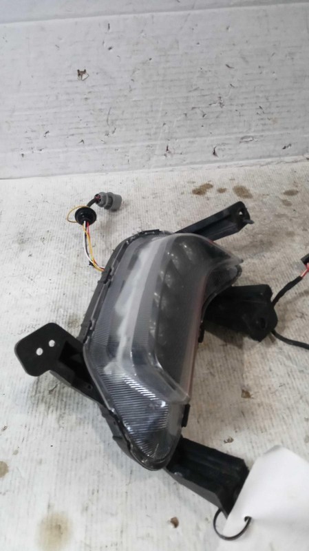 2017 Hyundai Elantra Left Daytime Running Light Red FOGGY 127K Miles OEM