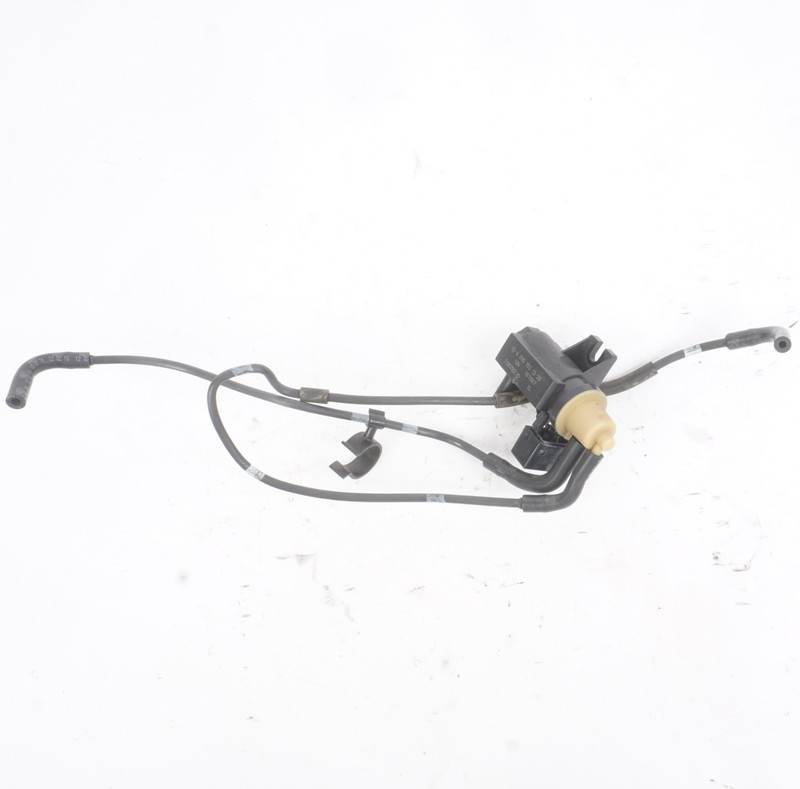 2017-2020 Mercedes SLC300 Solenoid Pressure Valve A0101531328 OEM