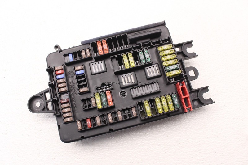 2014 BMW 335xi REAR TRUNK FUSE POWER BOX DISTRIBUTION BLOCK 61149337882 OEM