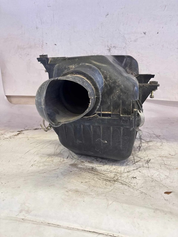 Air Cleaner TOYOTA SEQUOIA 01 02 03 04