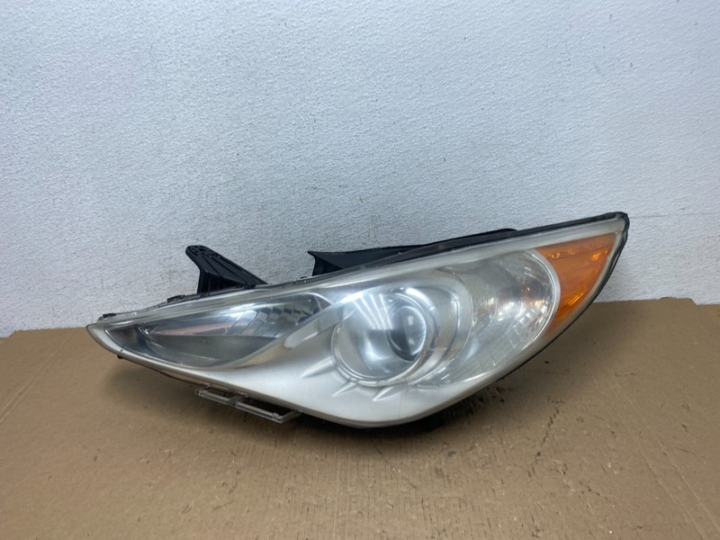 2011 - 2014 Hyundai Sonata Left Driver Lh Side Headlight Halogen AD8074 DW