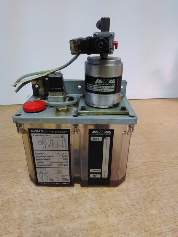 Mwm Schmieranlagen Single Line Pump W Pneumatic Drive