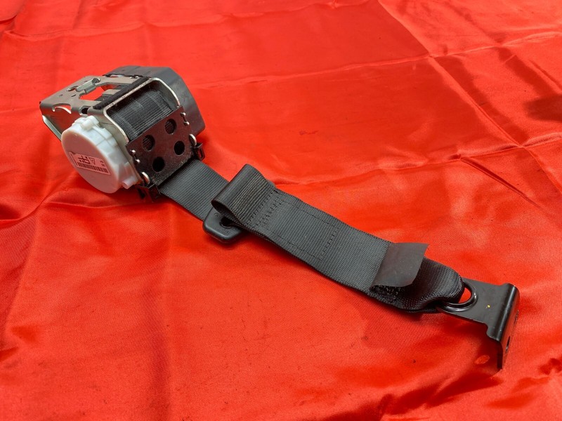 16-22 BMW F39 F48 X1 Rear Right Passenger Upper Seatbelt Retractor Black OEM✅