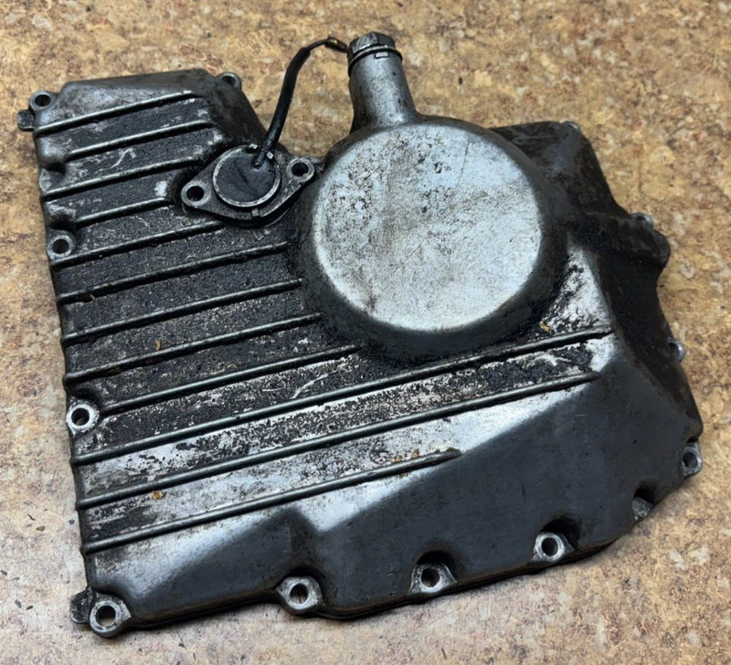 1990 Yamaha FZR600 Engine Oil Pan Cover 90 Panel Case Casing FZR 600 B10