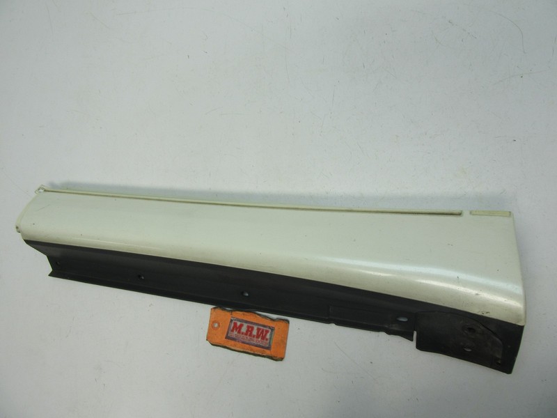 MOLDING ROCKER PANEL DRIVER SIDE SKIRT LEFT REAR L COVER WHITE GS300 GS400 GS430