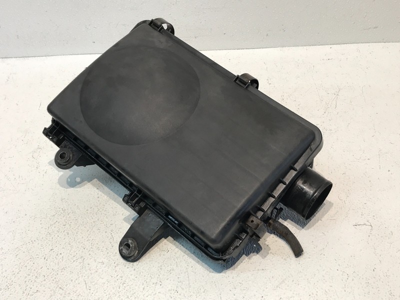2001-2003 Toyota Prius Air Intake Filter Cleaner Box 100140-5560 OEM