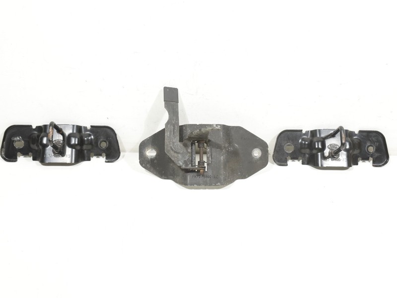 15-19 Land Rover Discovery Sport Hood Safety Lock Latch Catch Hook Bracket SET 2