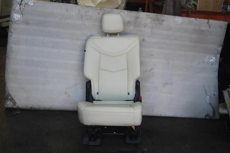 2020 2021 2022 2023 CADILLAC XT5 RIGHT REAR SEAT HXG CIRRUS IVORY