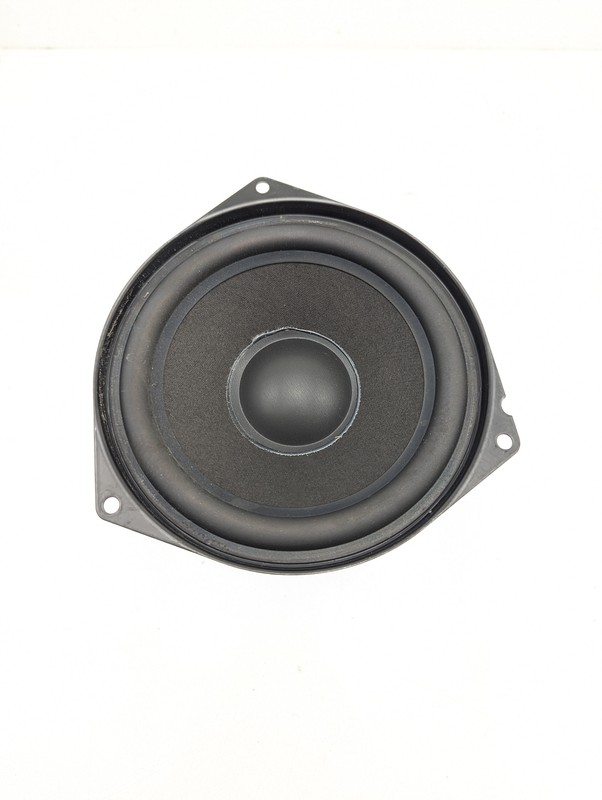 2000-2006 BMW X5 - REAR HIFI Central Speaker / Woofer 6904240