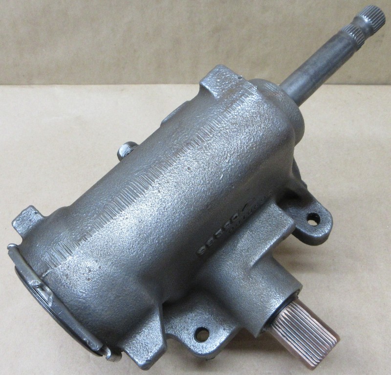 USED 1970'S-1980'S GM CHEVROLET DODGE SAGINAW MANUAL STEERING GEAR BOX 5698180