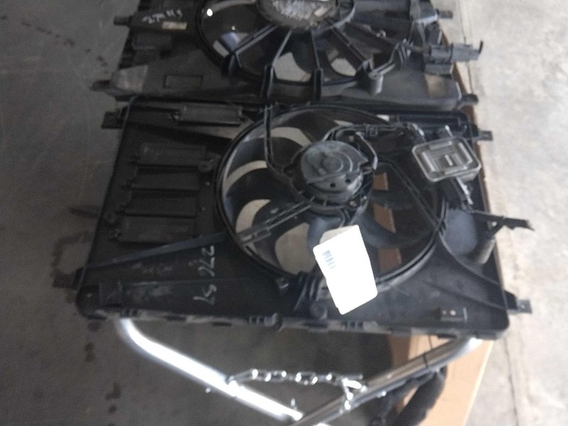 2015 VOLVO XC60 Engine Cooling Fan Motor OEM 31293778 149K Miles Silver