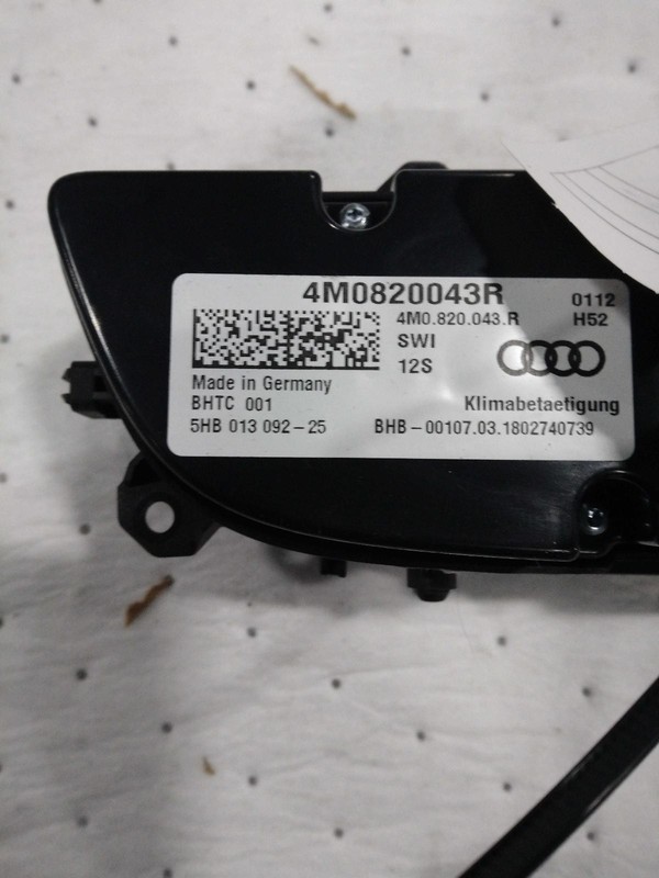 Used A/C Selector Switch fits: 2018 Audi Q7 front 3 knobs w/o ventilated seat w/