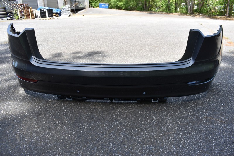 AUDI Q8 SQ8 REAR BUMPER 4M8 807 511 2020-2023 OEM
