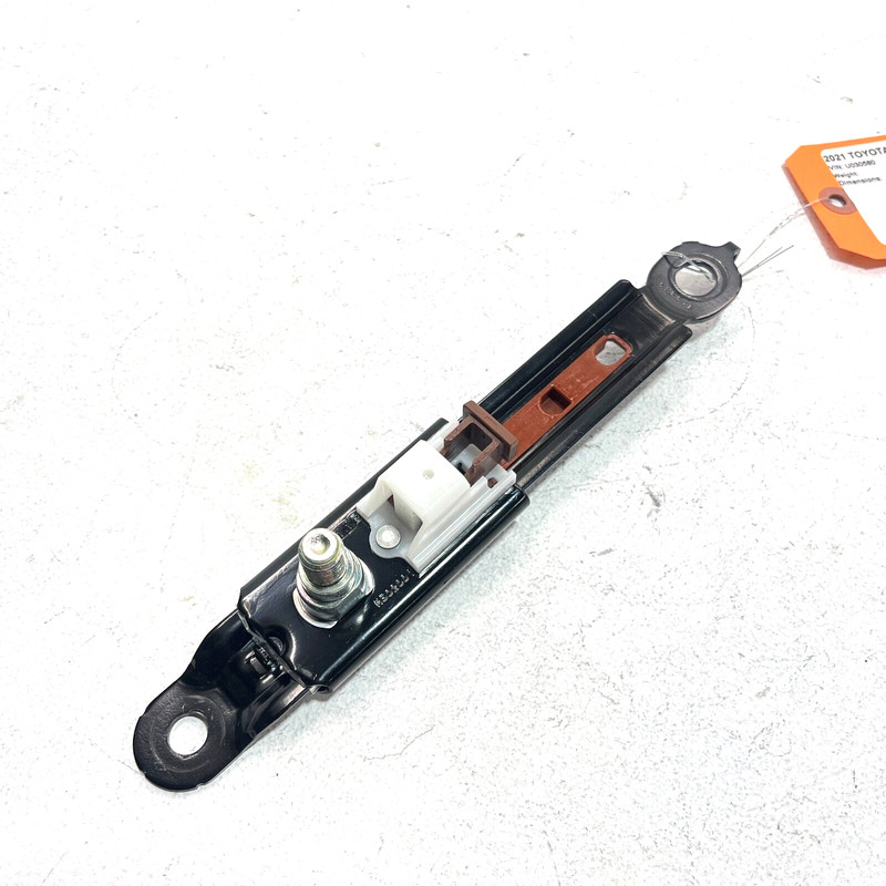 21-23 TOYOTA CAMRY FRONT LEFT OR RIGHT SEAT BELT SEATBELT HEIGHT ADJUSTER OEM
