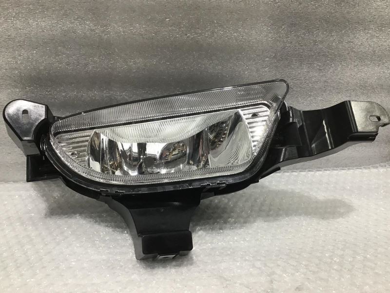 2005 2006 2007 Ford 500 RH Passenger Fog Light Lamp OEM 5G1X15A254A