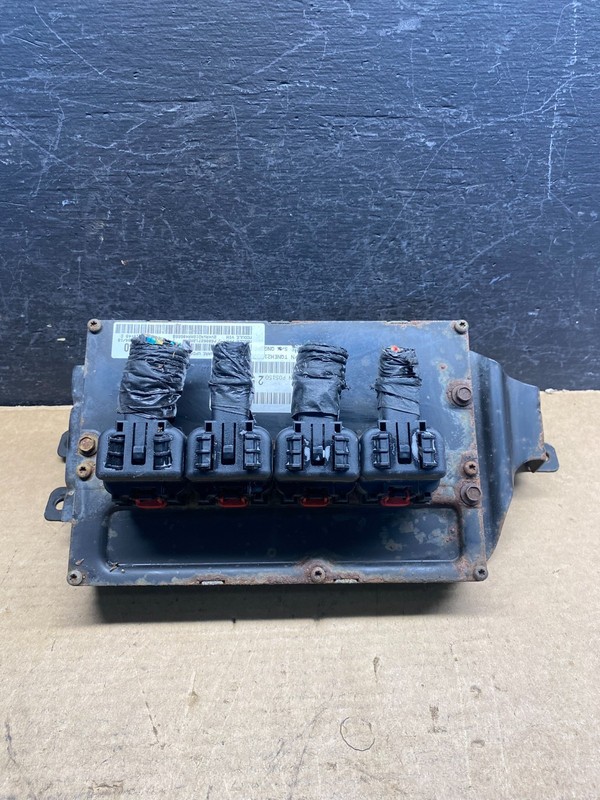 2010 Dodge Caravan Town & Country Engine Computer ECU OEM AD9968 DW