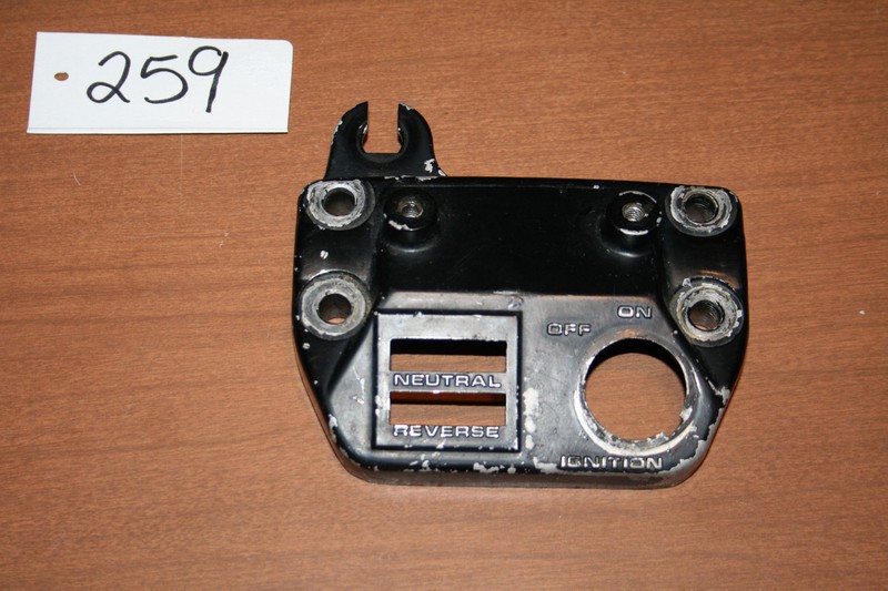 1984 Honda ATC 200ES Big Red Dash Ignition Switch Case 84