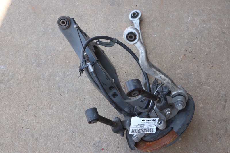 2014-2015 LEXUS IS250 SEDAN RWD REAR LEFT SIDE SPINDLE KNUCKLE WHEEL HUB OEM