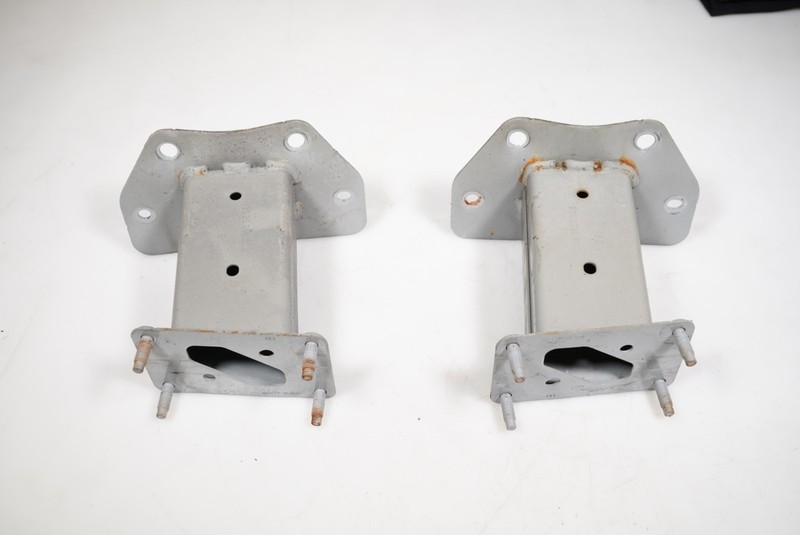 2020-2024 NISSAN SENTRA REAR LEFT & RIGHT SIDE BUMPER REINFORCEMENT BRACKET SET