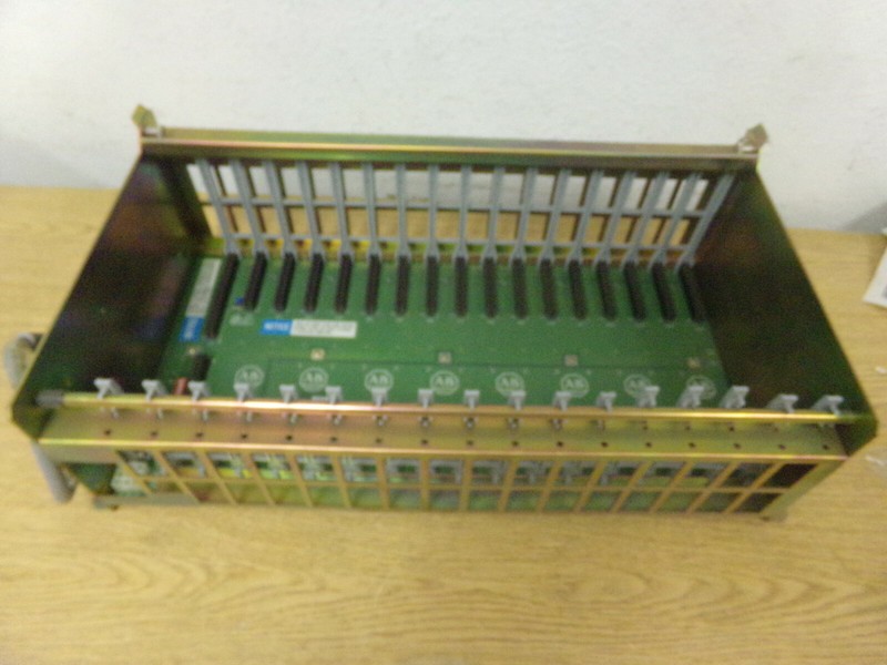 Allen Bradley 1771-A4B series B 16-Slot I/O Chassis 96814805