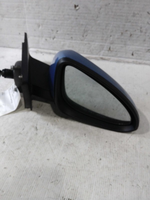 Used Right Door Mirror fits: 2015 Chevrolet Spark Power w/o heated mirror opt D7