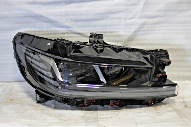 2025-2026 Lincoln Navigator Right Passenger Side Led Headlight Oem