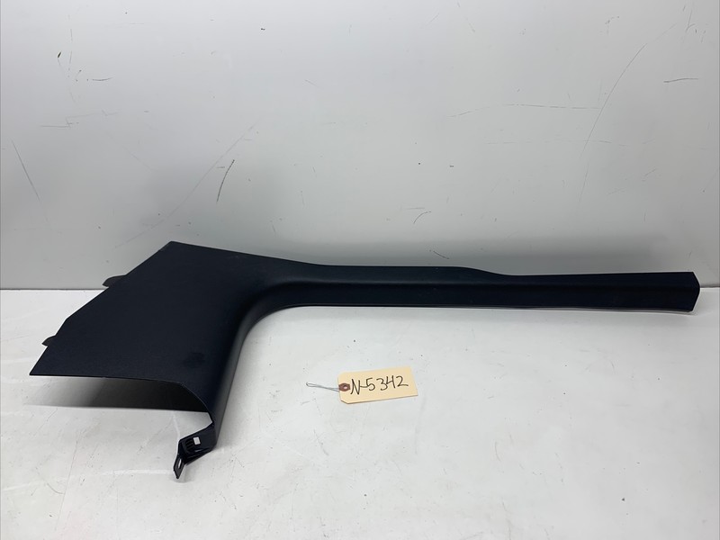 2017-2022 TESLA MODEL 3 FRONT LEFT DOOR SILL SCUFF KICK PANEL 108629000 5342 S6